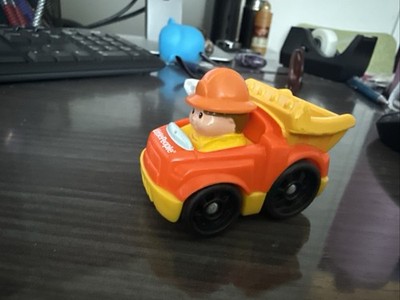 Fisher Price Little People WHEELIES CONSTRUCTION DUMP TRUCK w/ DRIVER #2
