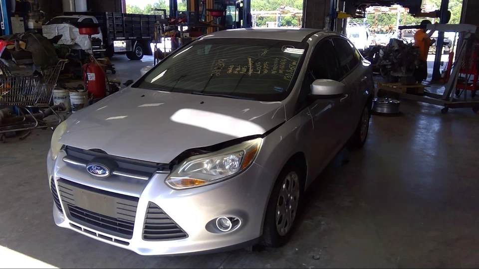 Medidor de flujo de aire de inyección de combustible usado se adapta a: Ford Focus 2012 gasolina 2,0 L VIN 2 8º Foto 4 de 4