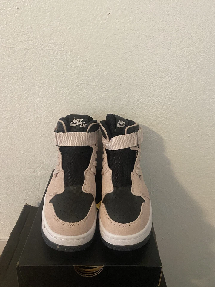 Tamanho 6 - Air Jordan 1 Nova XX mal rosa com - Imagem 2 de 4