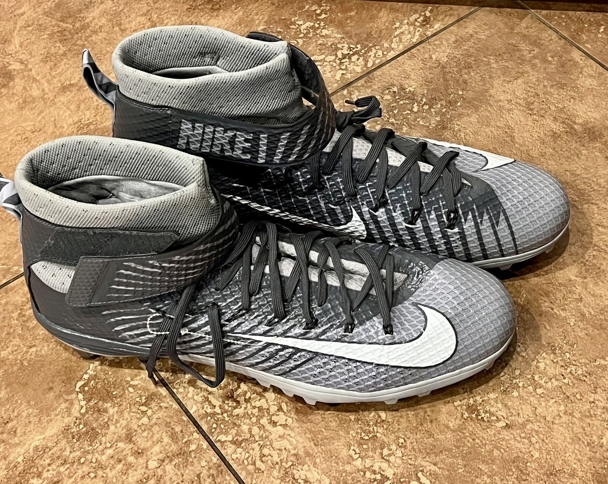 Nike LUNARBEAST NIKESKIN Size 17 Men's Grey Color Football Cleats