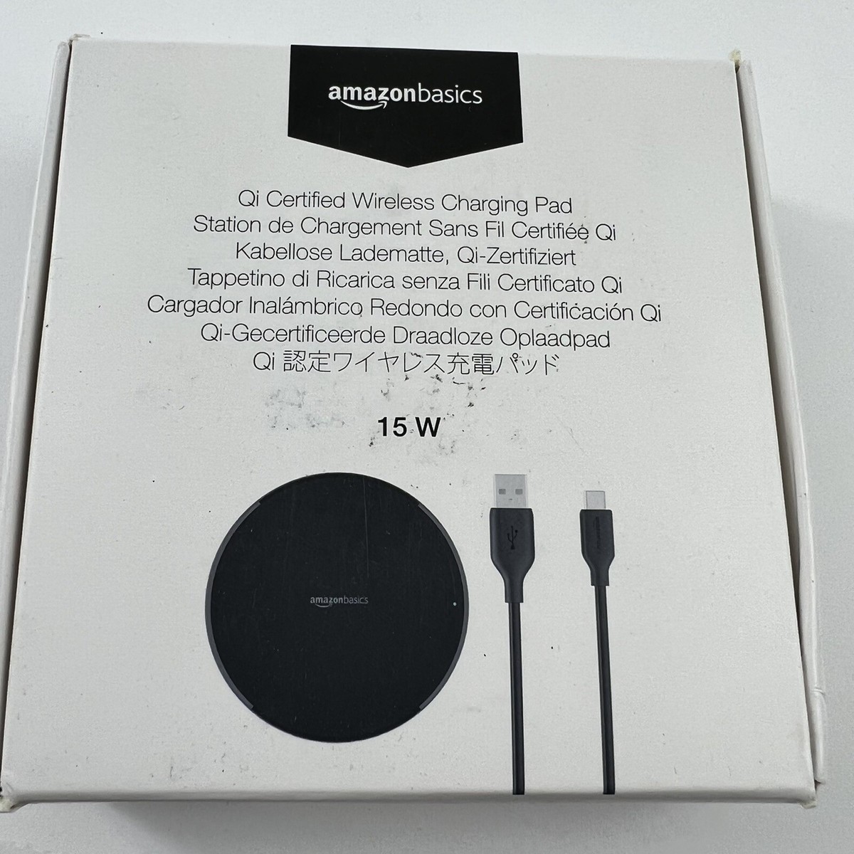 Amazon Basics 15W Qi Certified Wireless Charging Pad forApple