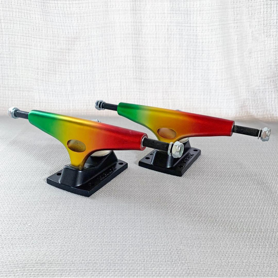 Krux Skateboard Truck Rainbow DOWNLOW KINGPIN Unused