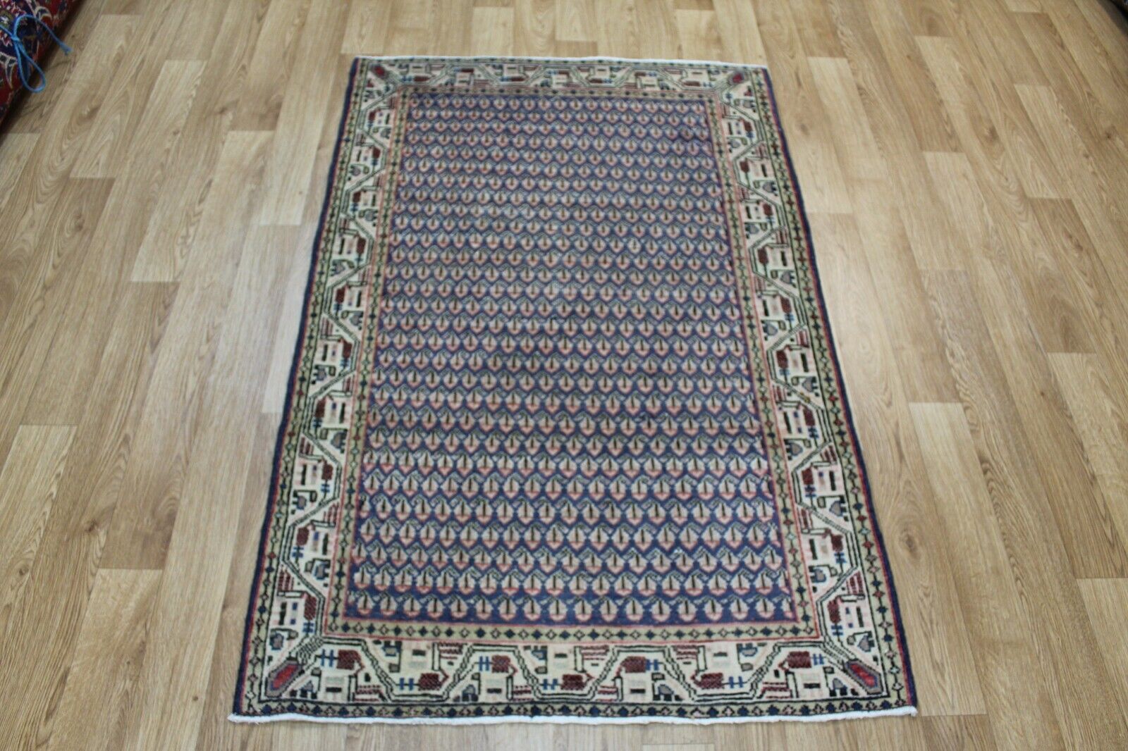 OLD HANDMADE PERSIAN RUG OF TRADITIONAL BOTEH DESIGN 150 X 95 CM - 5 X 3'2 FT 