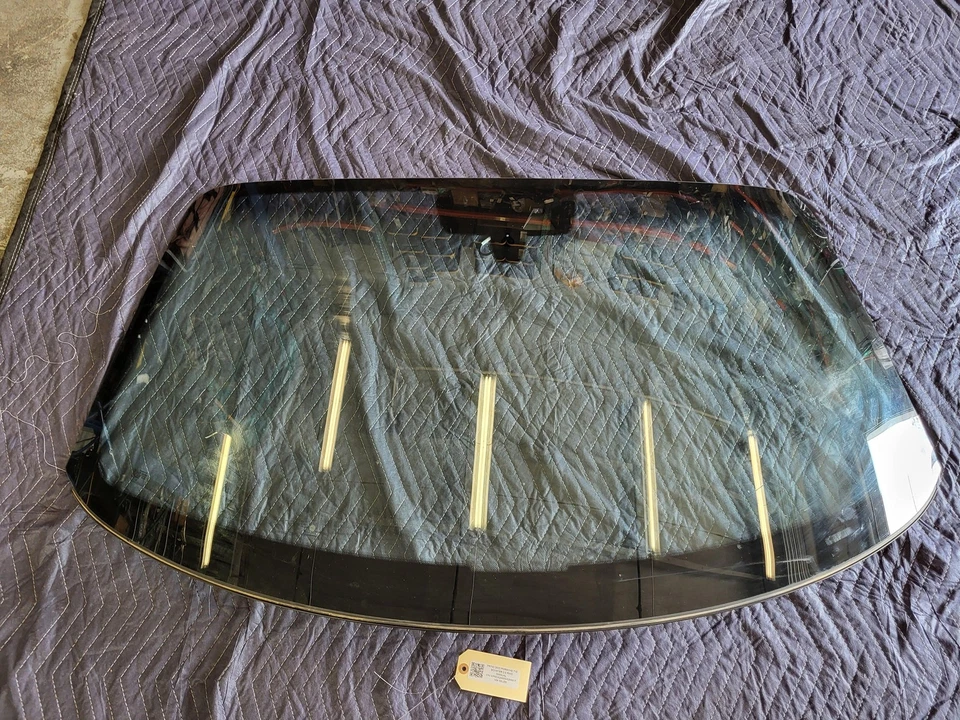 PORSCHE BOXSTER 718 2,0 L TRACCIÓN TRASERA Parabrisas delantero Ventana de vidrio USADO FABRICANTE DE EQUIPOS ORIGINALES 17-24 Foto 2 de 4