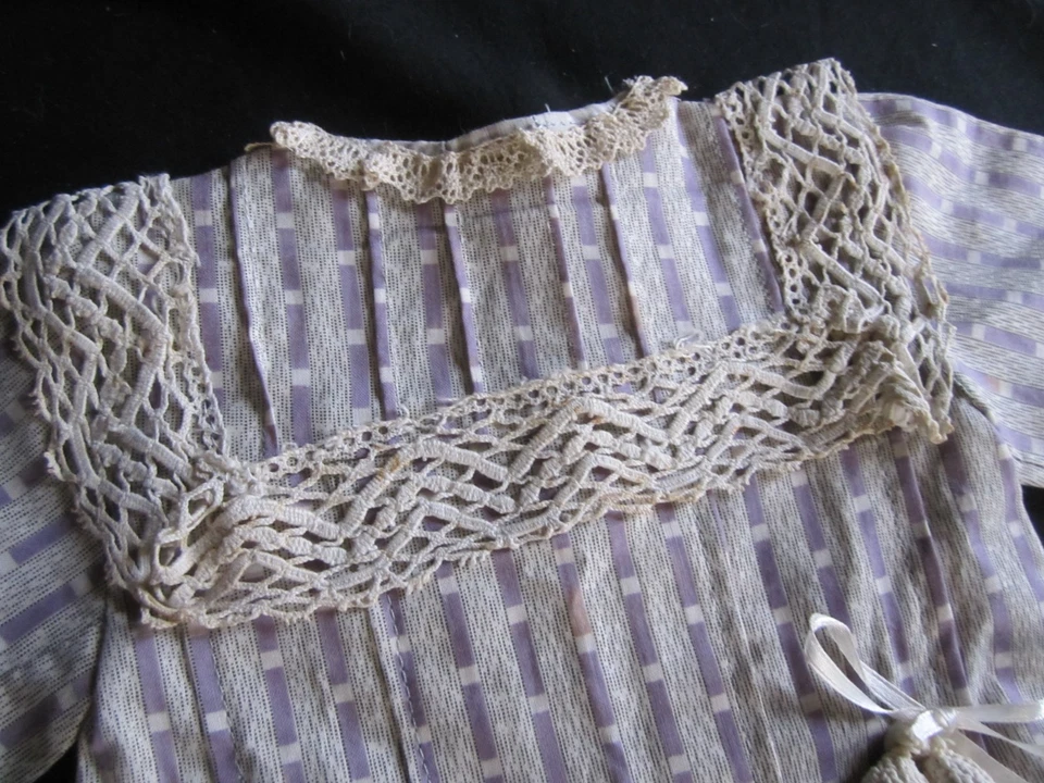 Ancienne robe de poupée pour grande poupée ancienne - Immagine 2 di 4