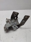 Fender mounting bracket