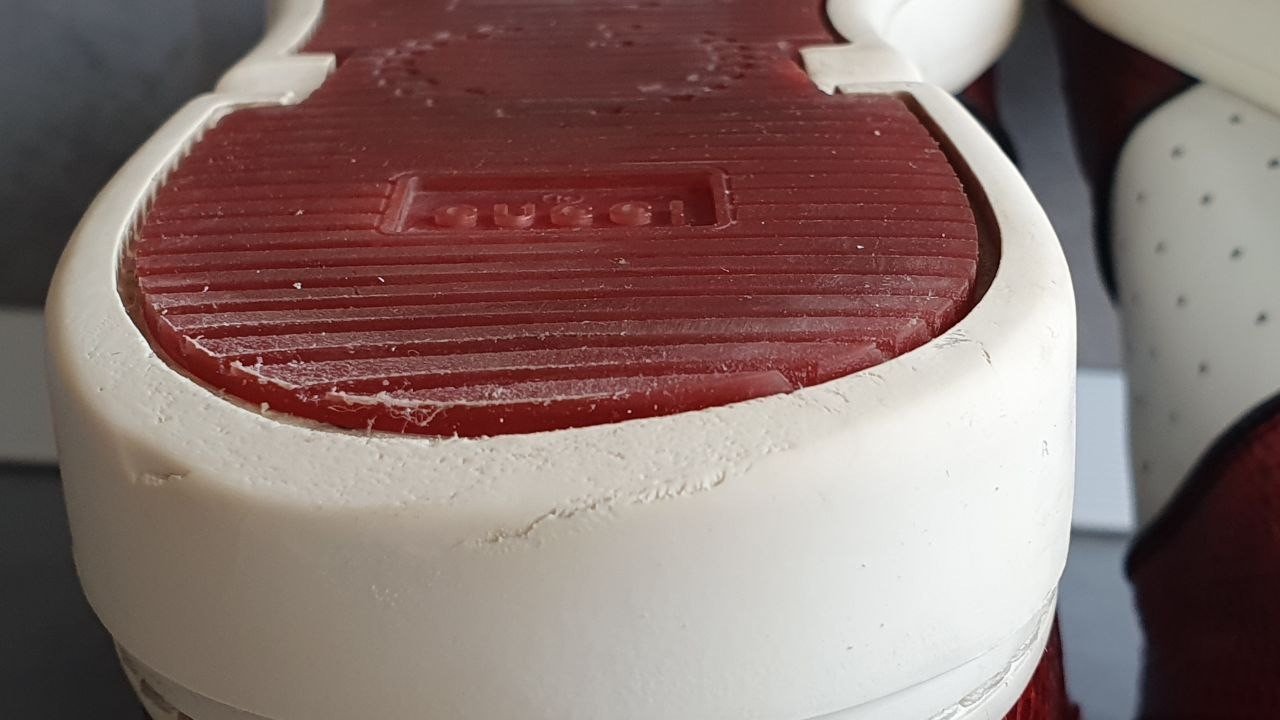 Gucci Interlocking GG Logo Red Python Low Top Sne… - image 8