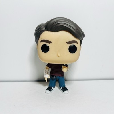 EDDIE KASPBRAK (w/ Broken Arm & Inhaler) Funko Pop #541 IT Vaulted 4'' No Box 