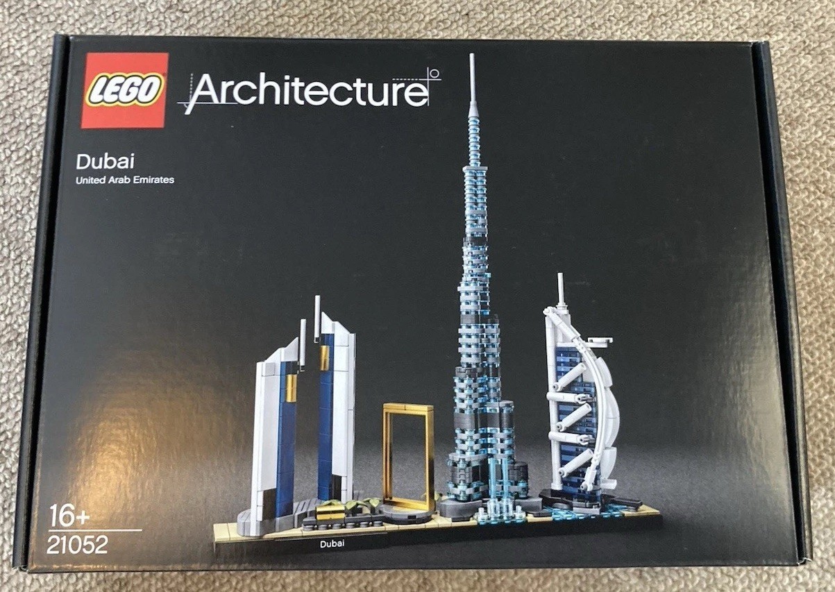 LEGO Architecture Dubai Skyline 21052 Brand New Sealed Retired Bubble Wrapped