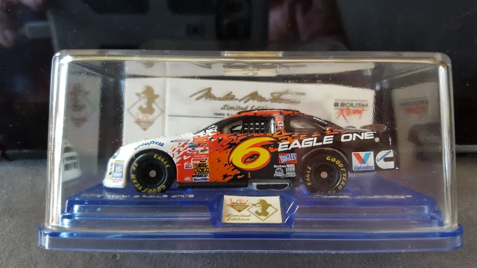 ROUSCH RACING #6 (ESCALA 1/64) MARK MARTIN EAGLE ONE STOCK CAR Ltd Foto 2 de 2