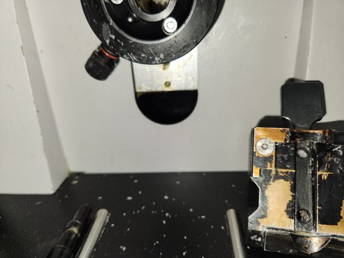 Reichert-Jung 2030 Biocut Rotationsmikrotom mit Probenspannvorrichtung (L4) - Bild 9 von 9