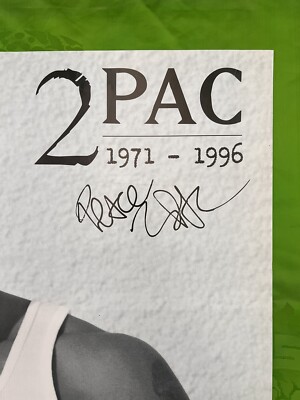 2PAC rare Poster 36x24 Autograph B&W rare UK printing 2011 T-shirt
