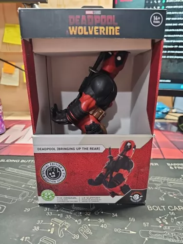 Cable Guys DEADPOOL & WOLVERINE DeadPool (Bringing Up The Rear)Controller Holder