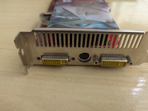 MSI Radeon HD 3850 - 256MB - PCI-Express FÜR TEILE ODER REPARATUR - Bild 2 von 4