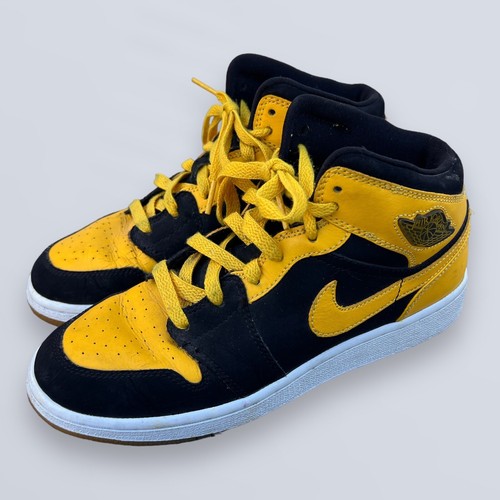 Nike Air Jordan 1 Retro New Love 2007 Black Varsity Maize Size 5.5 307383-071 - Picture 3 of 9