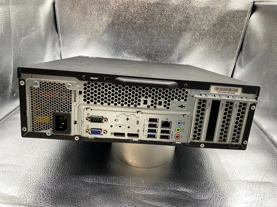 Computadora de escritorio Lenovo ThinkCentre M83 Core i7-4790 3,6 GHz 24 GB RAM 256 GB SSD Win 10 Pro Foto 2 de 3