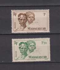 MADAGASCAR  .  N °  306 / 307 .   2   VALEURS       NEUVES    *   SUPERBE .