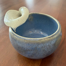 Vintage Studio Art Pottery Bowl Calla Lily Fl...