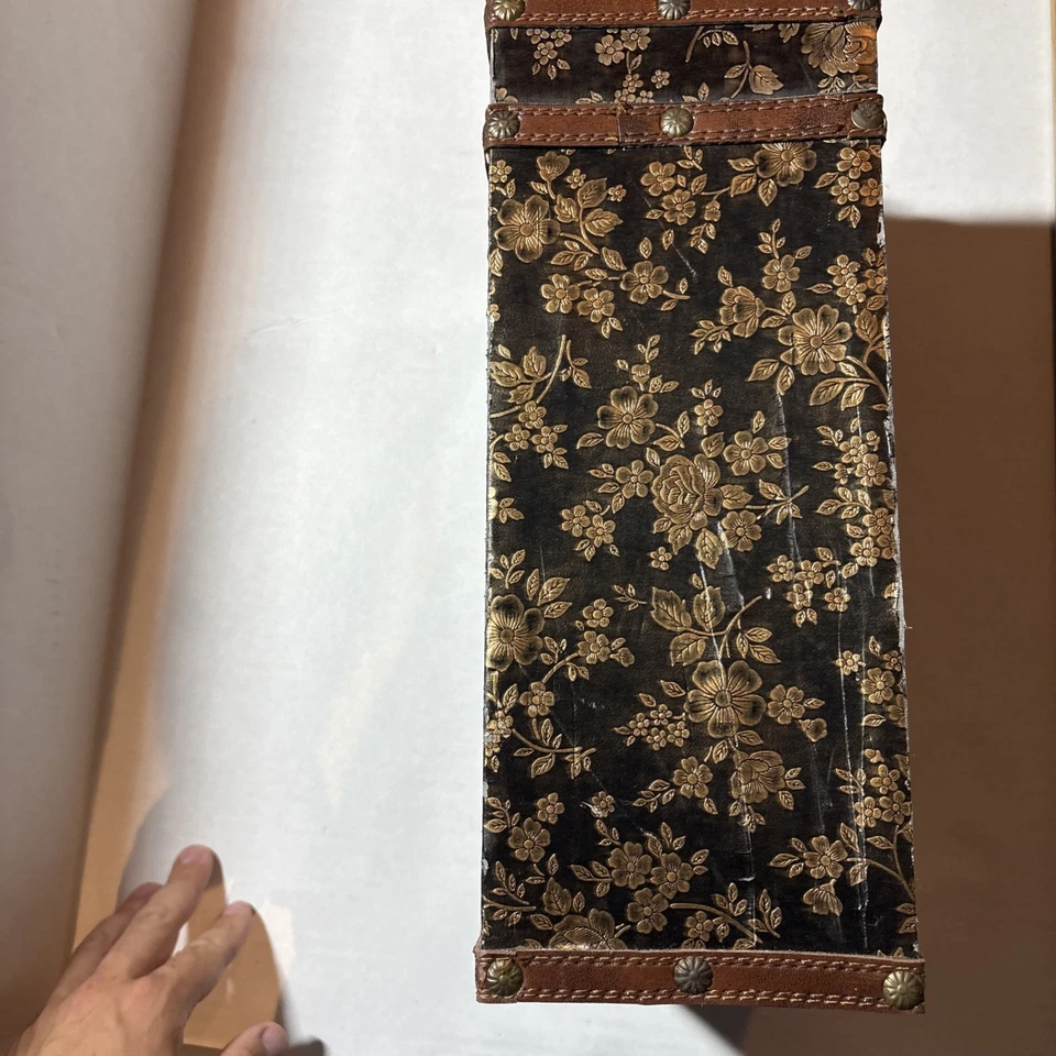 Cofre de vino decorativo floral caja de vino doble Chateau Edgewater Foto 4 de 4