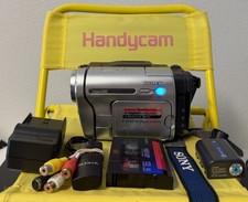 Sony Handycam CCD-TRV138 NTSC Hi8 Camcorder w...