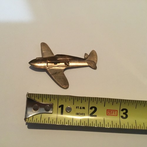 Vintage Large NEW YORK MUNICIPAL AIRPORT LaGuardia PIN. - Picture 3 of 3