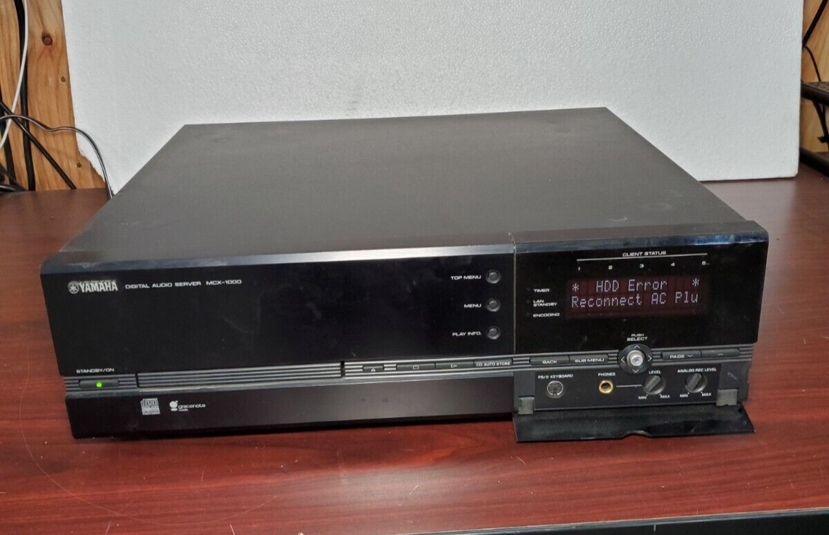 Yamaha MCX-1000 MusicCAST Digital Audio CD Music Server MCX1000