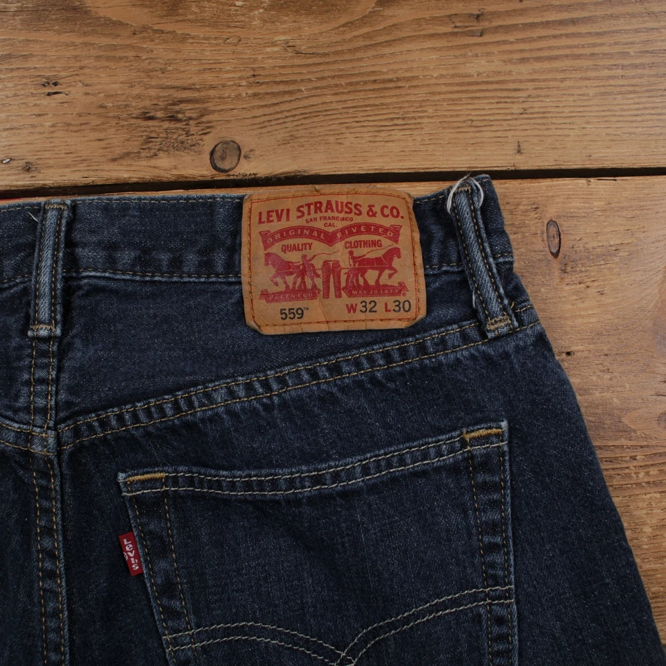 Vintage Levis 559 Jeans 31 x 28 Medium Wash Straight Blue Red Tab Denim - Image 4 of 4