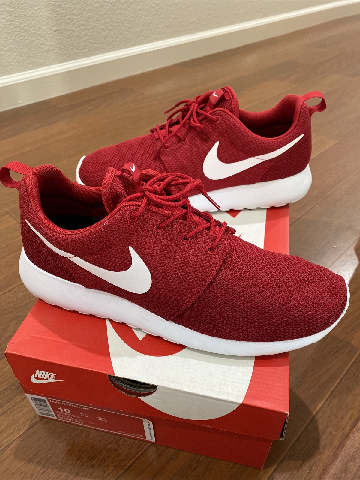 gym red roshe