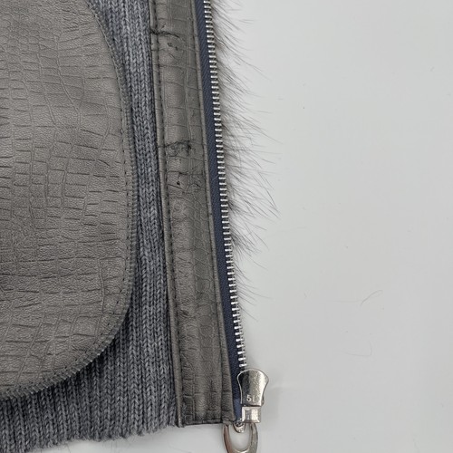 Denimaxx Couture Faux Fur Hooded Vest Full Zip Womens Medium Gray - Picture 10 of 10