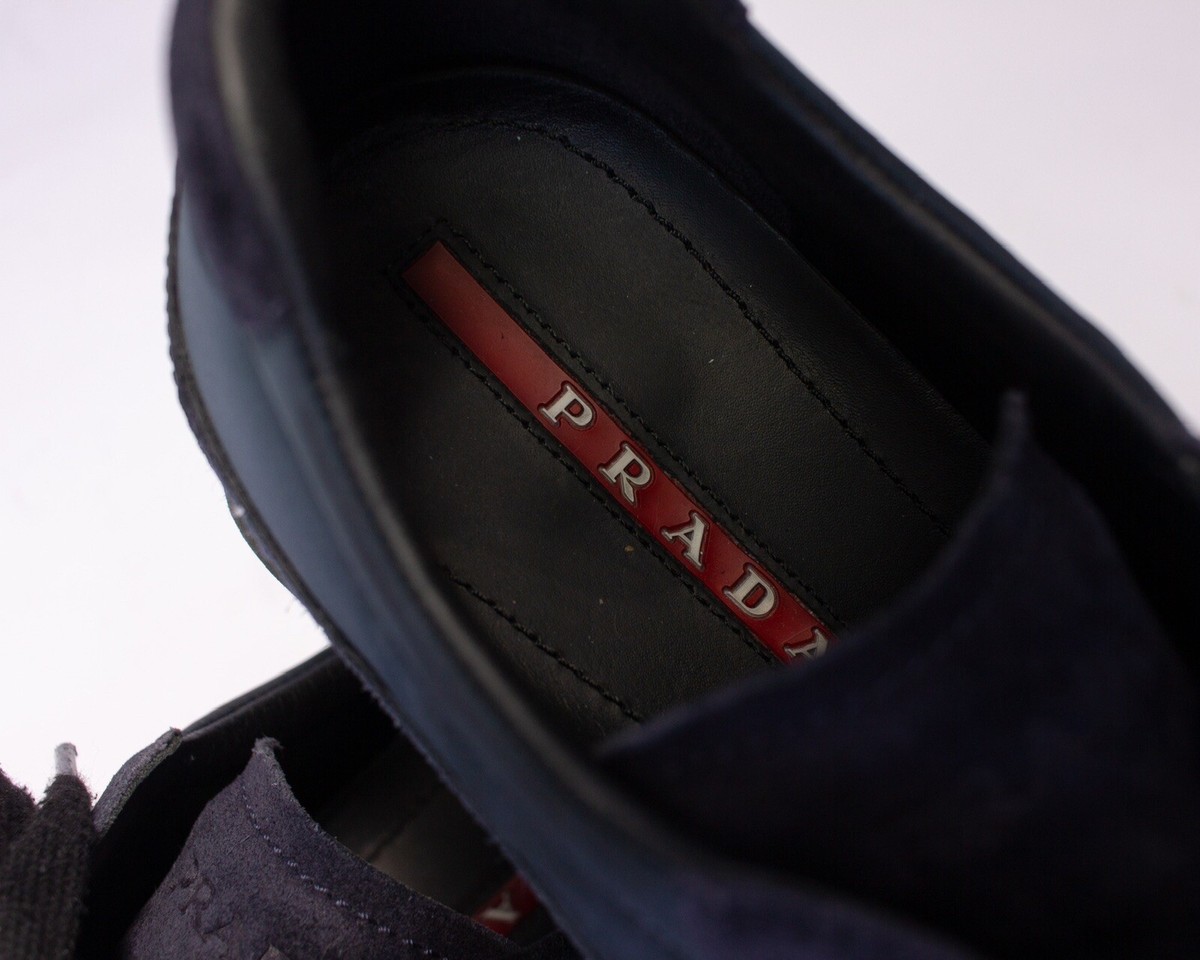 835$MRP Prada Sport Navy Blue Suede and Nylon Low Top 835$MRP Prada Sport Navy Blue Suede and Nylon Low Top
