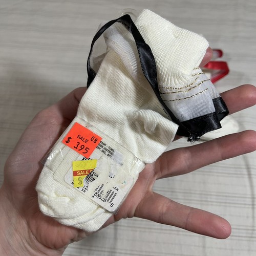 2 Pairs Vintage Christian Dior Girl Ruffles Socks Size 5-6.5 NEW NOS S1 - Picture 4 of 9