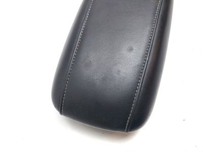 Volvo V40 2013 Armrest Centre Concole 31348052 AMD107709 for sale  