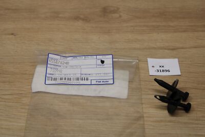 MOPAR 55176248 Push Pin NOS NEU genuine xx31896