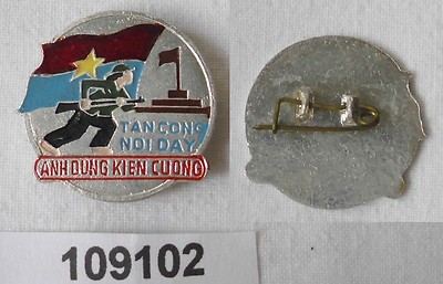 Old Badge Korea Tan Cong Noi Day Anh Dung Kien Cuong (109102)