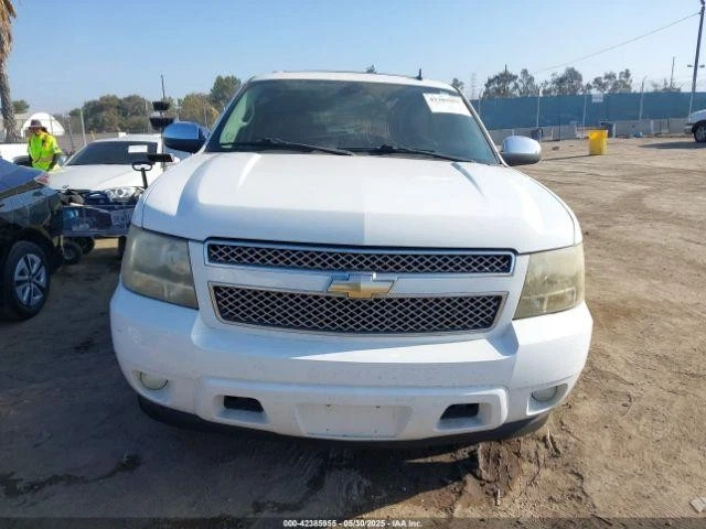 Used Third Seat SW/VAN fits: 2008 Chevrolet Suburban 1500  Grade A - Image 2 of 4