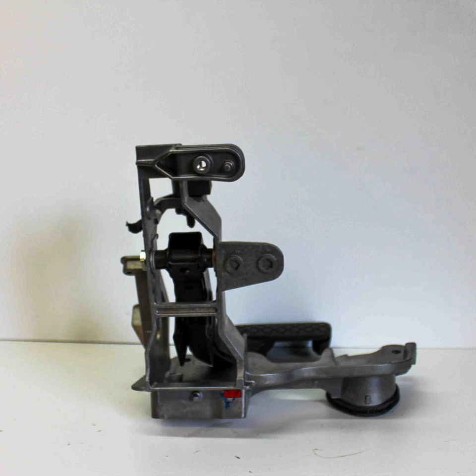 AUDI A6 4G2, C7, 4GC Brake Pedal 4H1723140A 3.0 Petrol 228kw 2012 14504796 - Image 3 of 4