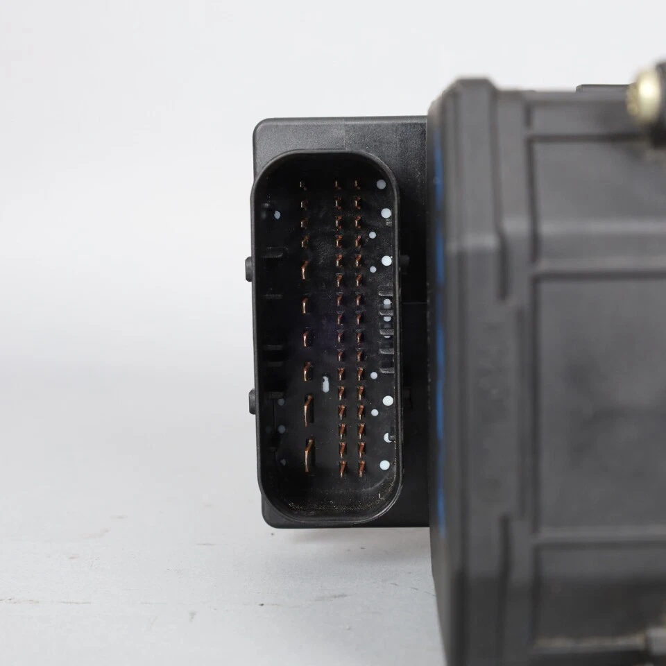 2000 Porsche 911 996 Carrera 4 Anti-Lock Brake ABS Pump OEM Used Foto 3 de 4