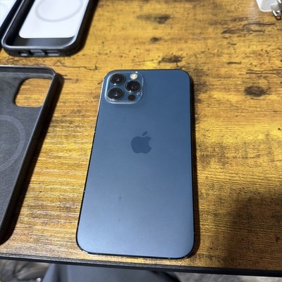 Apple iPhone 12 Pro (Excellent Condition) - (Unlocked)