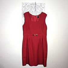 TAHARI Women's size 12 DRESS A-Line Sleeveless Square Neck Lined Faux Buckle RED