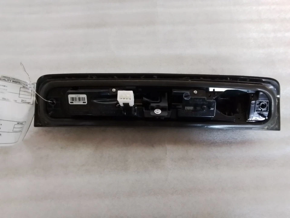 2019 2020 2021 2022 2023 RAM 2500 3500 LED THIRD BRAKE LIGHT WITH CAMERA - Image 4 of 4