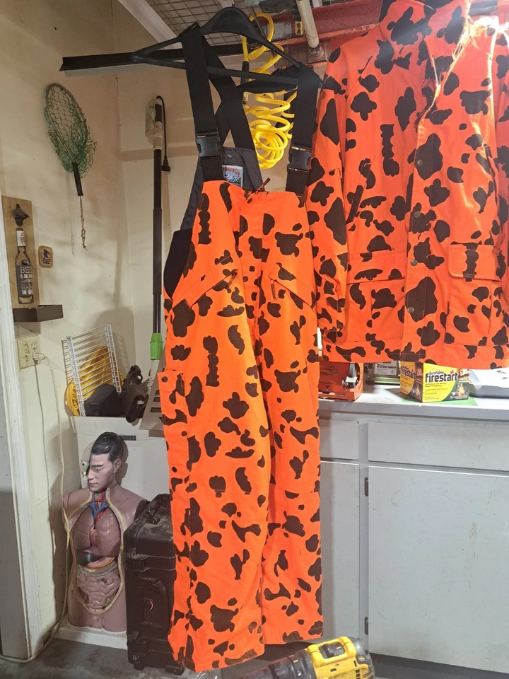 Abrigo de Caza FIELD & STREAM Naranja Brillante Camuflaje Grande y Baberos L Para Hombres Nuevo Nunca Usado Foto 3 de 4