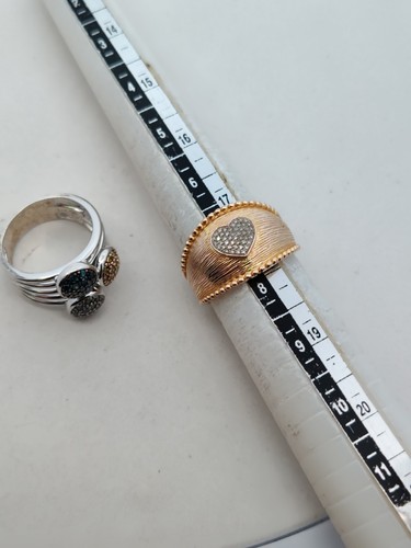 Lot of 4 Sterling Silver Rings Bands w/ Small Diamonds Designer Styles - Picture 8 of 11