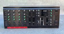 YAMAHA MIXER MV422 VINTAGE STEREO EQUIPMENT LIGHTS UP POWERS UP UNTESTED