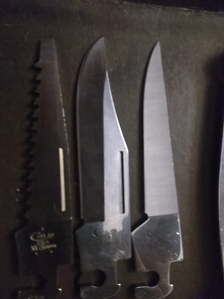 Wr Case And Sons Multiple Bldes Leather Case - Image 2 of 3