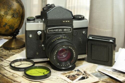 KIEV-60 TTL MEDIUM Format camera 6x6 Soviet camera + lens VOLNA-3 - Picture 5 of 18