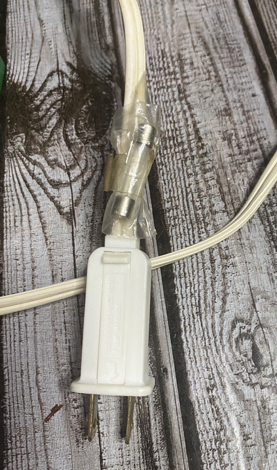 VTG Animated Christmas Girl & Boy On Bench Lamp Post Motion Light