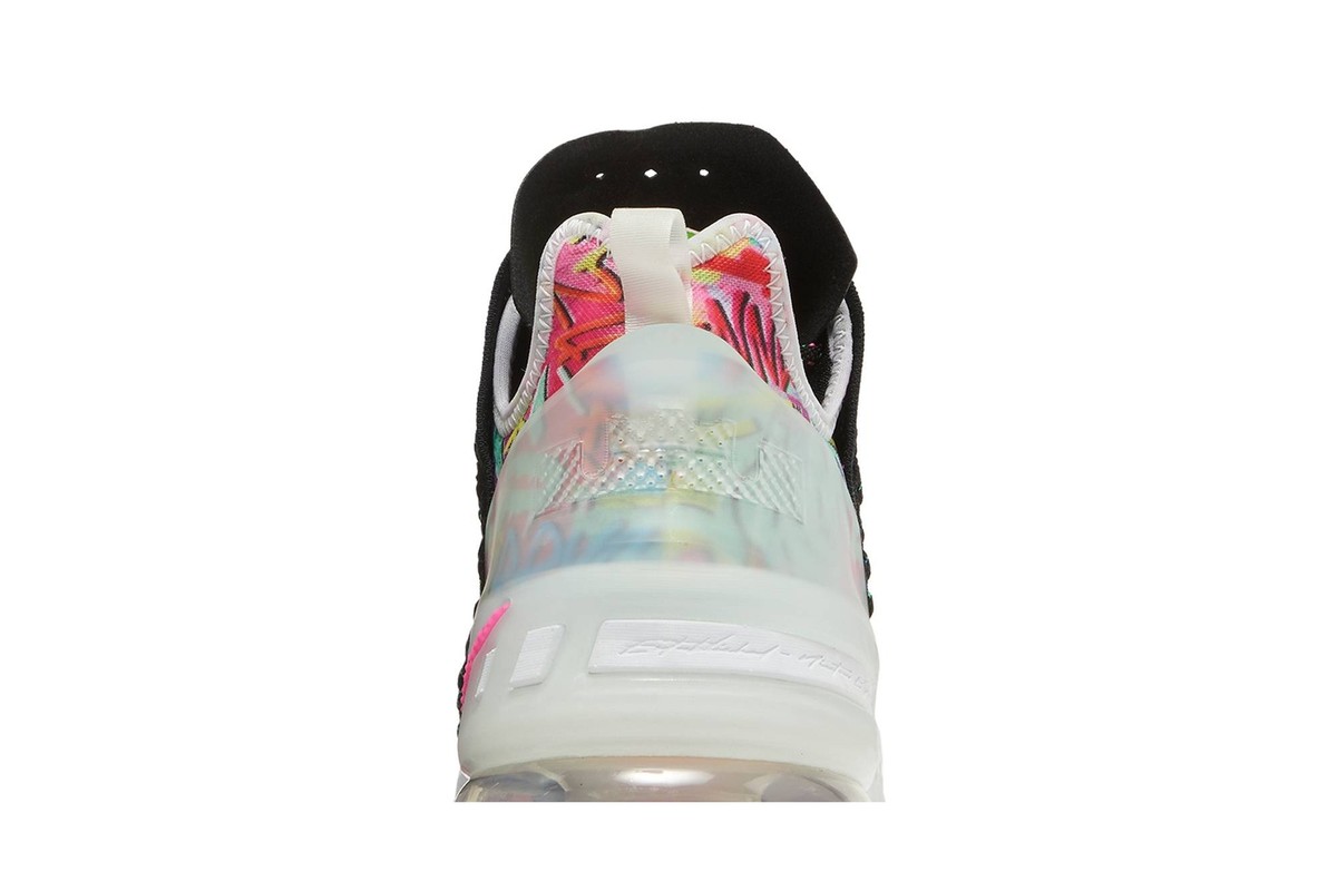 Nike LeBron 18 EP 