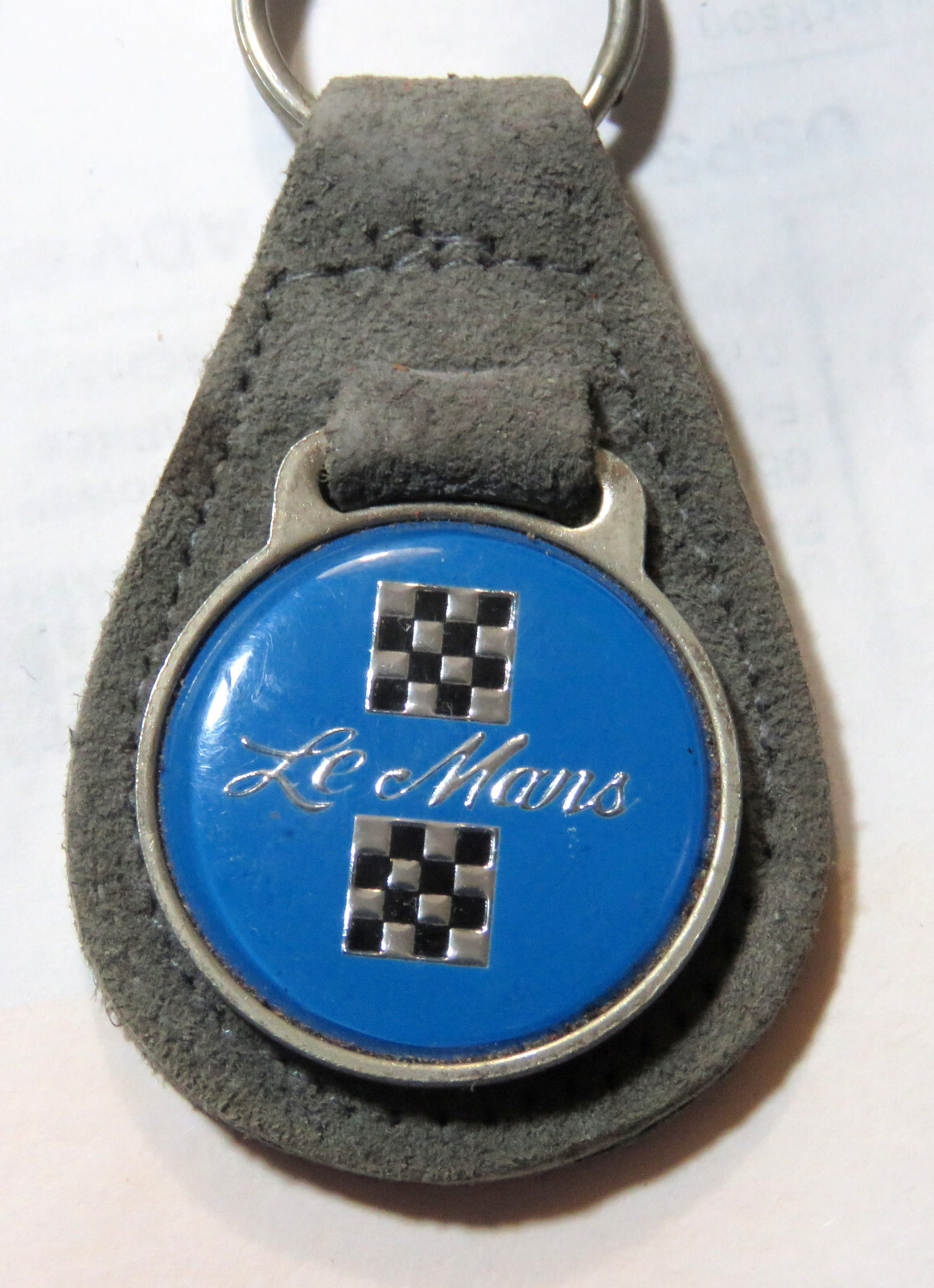 Le Mans Keychain Suede Vintage Grey