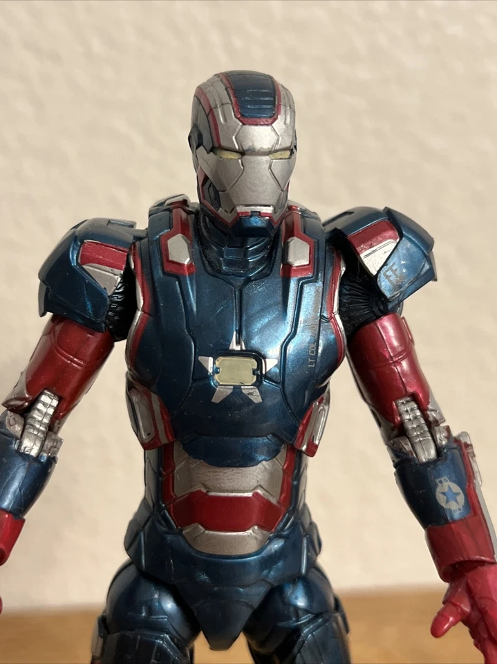 MARVEL IRON MAN TENIENTE CORONEL JAMES RHODES 6,5” FIGURA DE ACCIÓN JUGUETE DE PLÁSTICO Foto 3 de 4