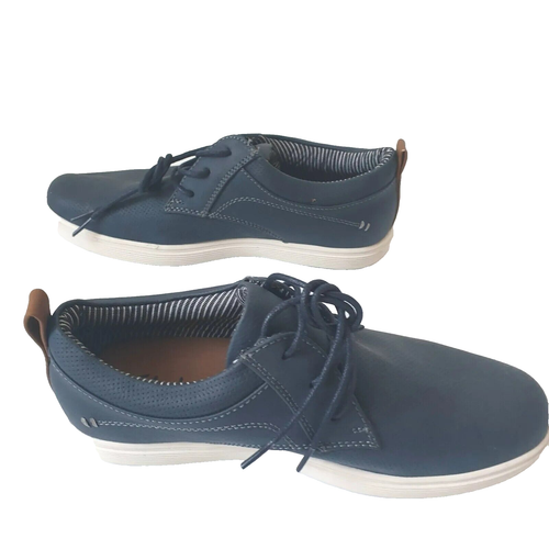 Clarks Youth Boys Size 4 E Tad Navy Blue Leather look Sneaker Shoe - Picture 4 of 16